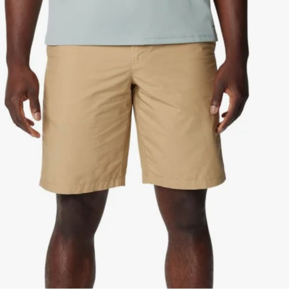Columbia Men's Casual Tan Shorts New
